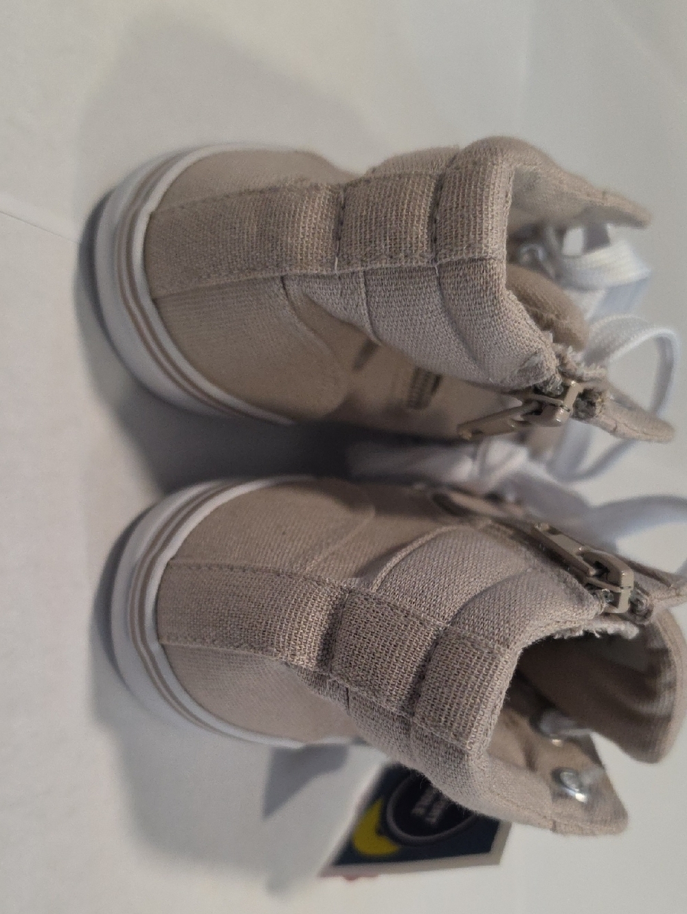Tommy Bahama Child  Tan High Top Sneakers Side Zipper - Picture 3 of 5